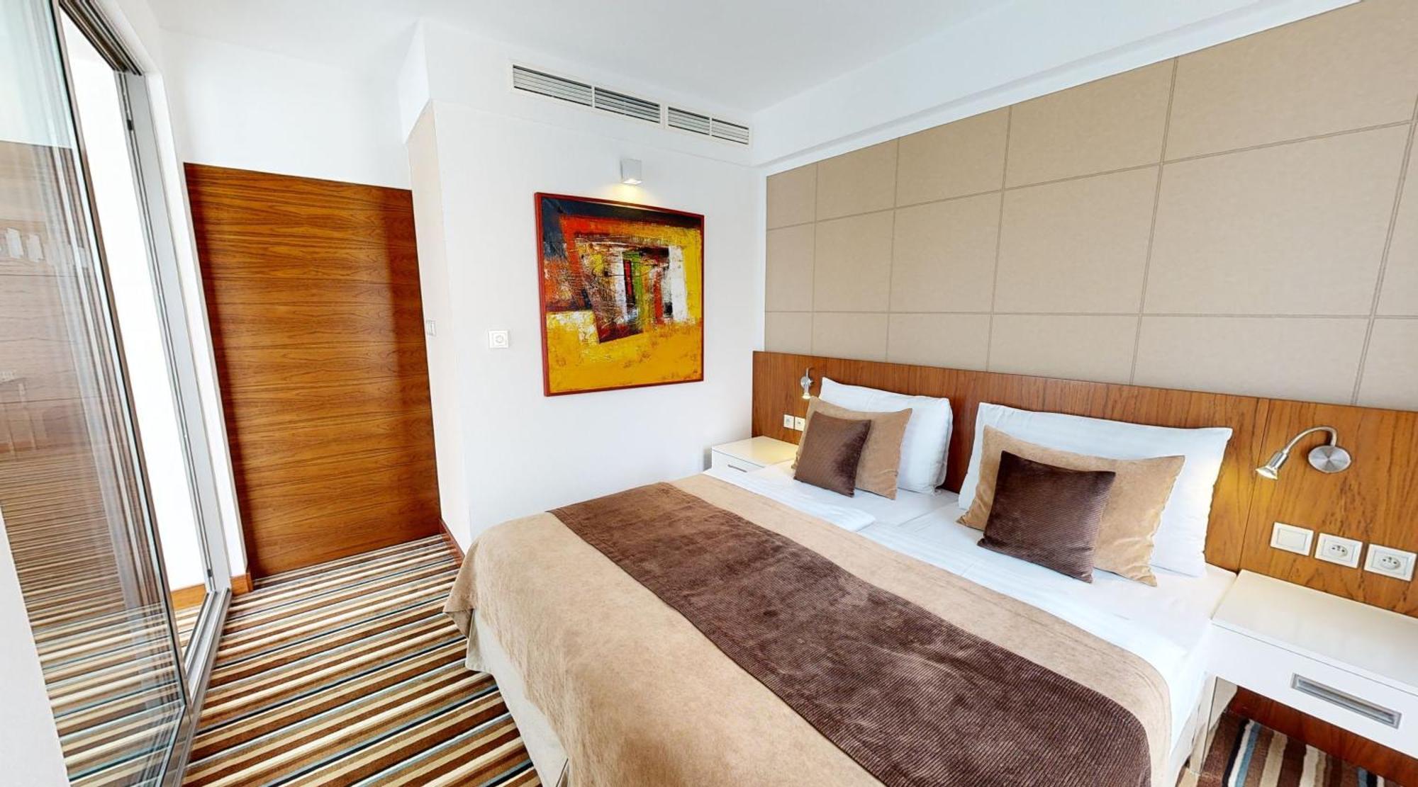 Business Hotel Astrum Laus Levice Exterior foto